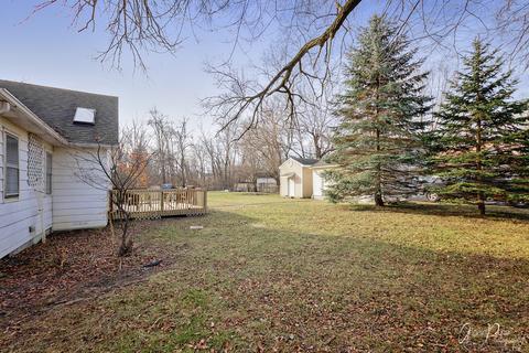 2121 Alton Rd, Mchenry, IL 60050 photo 3