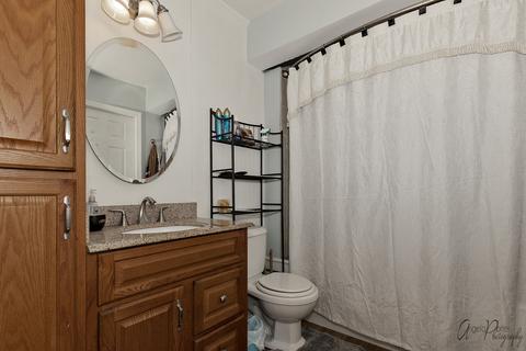 2121 Alton Rd, Mchenry, IL 60050 photo 17