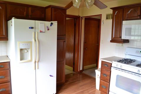 1607 N Summit St, Wheaton, IL 60187 photo 10