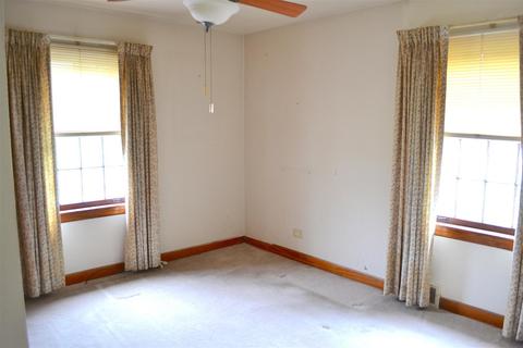 1607 N Summit St, Wheaton, IL 60187 photo 4