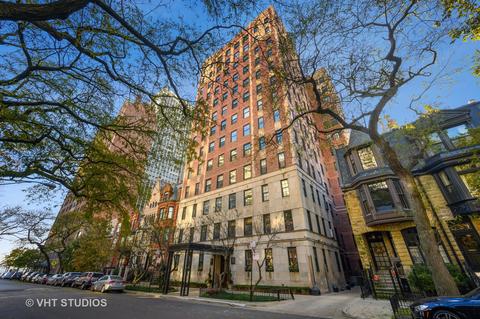 73 Elm St #6D, Chicago, IL 60611 photo 1