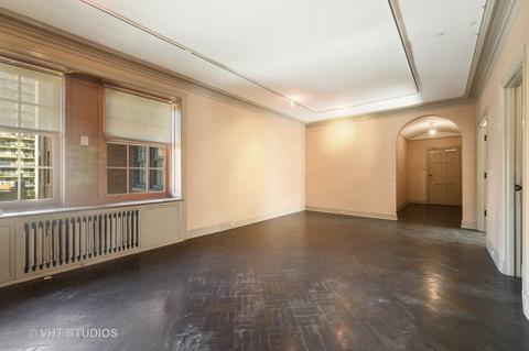 73 Elm St #6D, Chicago, IL 60611 photo 7