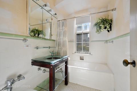 73 Elm St #6D, Chicago, IL 60611 photo 14