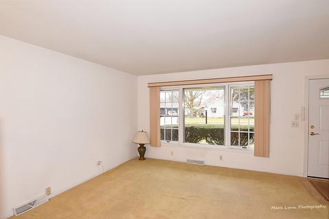 51 Circle Dr E, Montgomery, IL 60538 photo 7