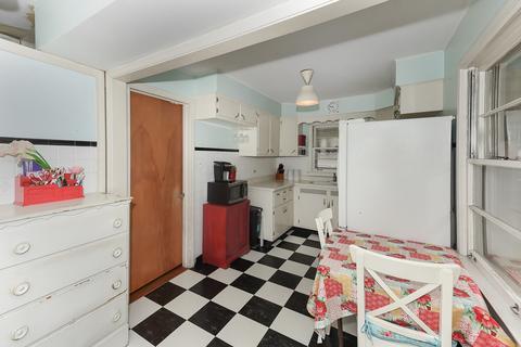 1309 E Algonquin Rd, Des Plaines, IL 60016 photo 10