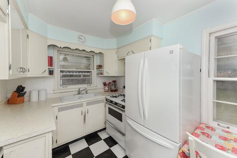 1309 E Algonquin Rd, Des Plaines, IL 60016 photo 7