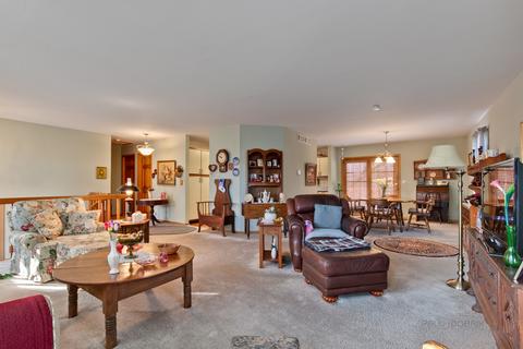 5703 Greenview Rd, Oakwood Hills, IL 60013 photo 7