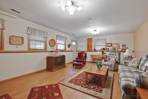 5703 Greenview Rd, Oakwood Hills, IL 60013 photo 17