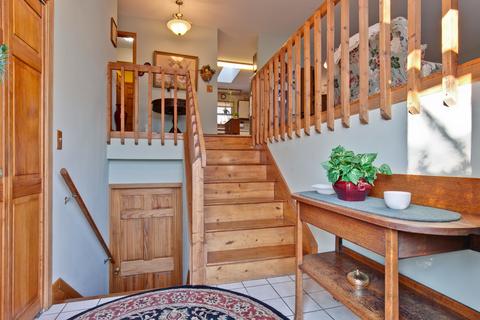 5703 Greenview Rd, Oakwood Hills, IL 60013 photo 2