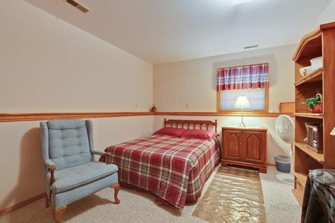5703 Greenview Rd, Oakwood Hills, IL 60013 photo 16