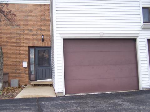 374 Willow Tree Ct, Hoffman Estates, IL 60169 photo 3