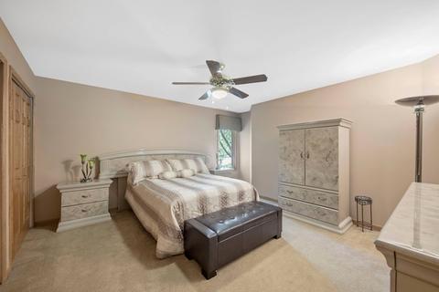 8 Billy Casper Ln, Midlothian, IL 60445 photo 9