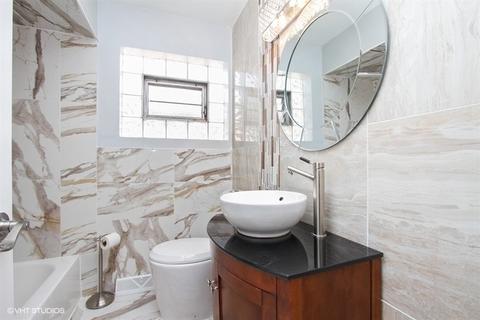 1152 E 90th St, Chicago, IL 60619 photo 8