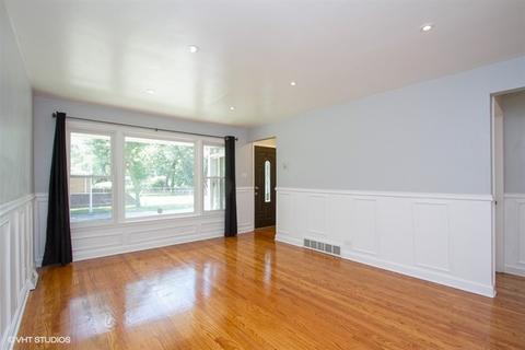 1152 E 90th St, Chicago, IL 60619 photo 2