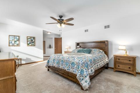 25445 Pavilion Pl, Plainfield, IL 60585 photo 18