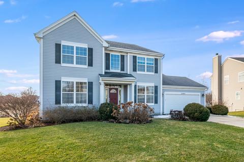 25445 Pavilion Pl, Plainfield, IL 60585 photo 1