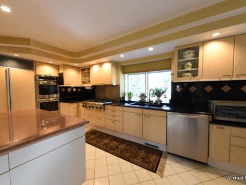 172 Ashton Dr, Burr Ridge, IL 60527 photo 13