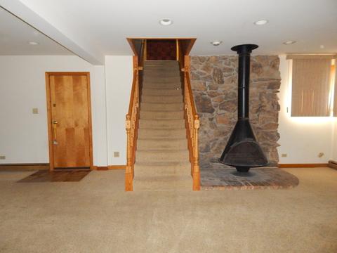 1011 W Grant Dr, Des Plaines, IL 60016 photo 15