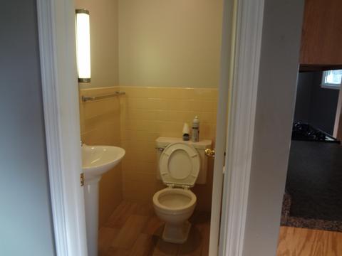 935 Forest Dr, Elgin, IL 60123 photo 12