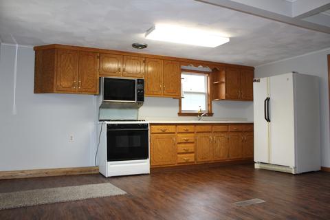 410 E High St E, Morris, IL 60450 photo 6