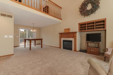 109 S Pintail Ln, Downs, IL 61736 photo 5