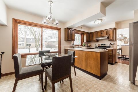1530 N Summit St, Wheaton, IL 60187 photo 7