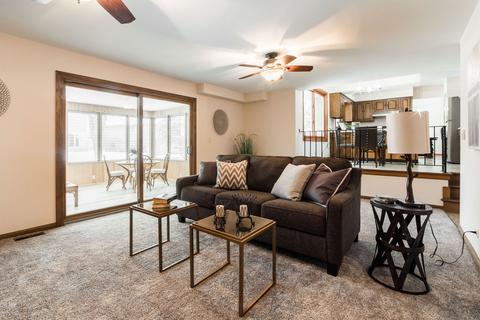 1530 N Summit St, Wheaton, IL 60187 photo 8