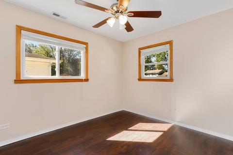 445 Ashland St, Hoffman Estates, IL 60169 photo 15