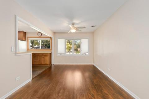 445 Ashland St, Hoffman Estates, IL 60169 photo 10