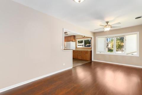 445 Ashland St, Hoffman Estates, IL 60169 photo 11