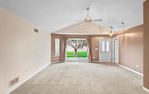5714 Fieldstone Trl, Mchenry, IL 60050 photo 9