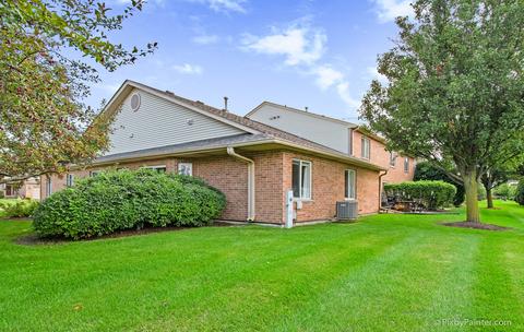 5714 Fieldstone Trl, Mchenry, IL 60050 photo 4