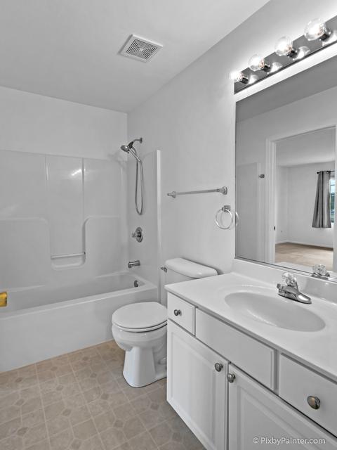 5714 Fieldstone Trl, Mchenry, IL 60050 photo 15