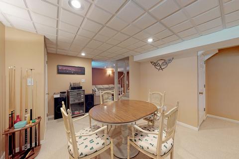 1815 Kelley Dr, Hoffman Estates, IL 60192 photo 26