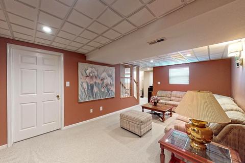 1815 Kelley Dr, Hoffman Estates, IL 60192 photo 28