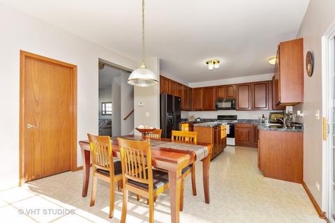 568 Declaration Ln, Aurora, IL 60502 photo 5