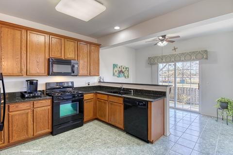 107 Bay Dr, Itasca, IL 60143 photo 7