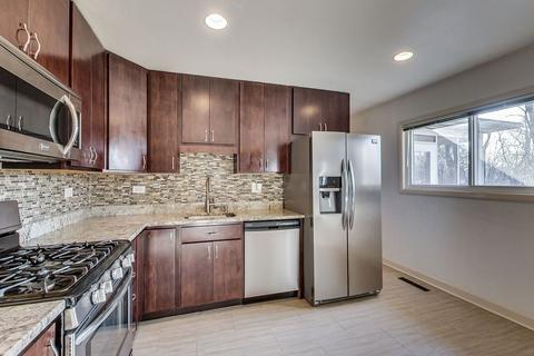 504 Cherry Cir, Glenview, IL 60025 photo 4