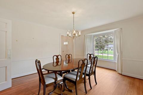 39 Briar Rd, Golf, IL 60029 photo 7
