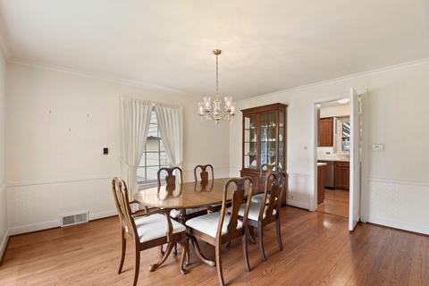 39 Briar Rd, Golf, IL 60029 photo 6
