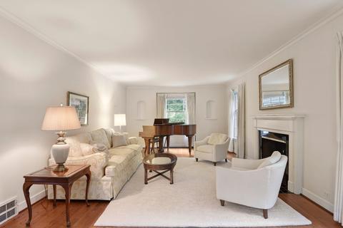 39 Briar Rd, Golf, IL 60029 photo 5