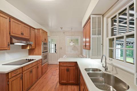 39 Briar Rd, Golf, IL 60029 photo 9