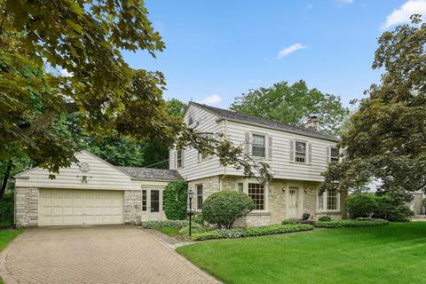 39 Briar Rd, Golf, IL 60029 photo 3
