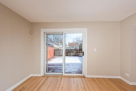 1111 Webster Ln, Des Plaines, IL 60016 photo 9
