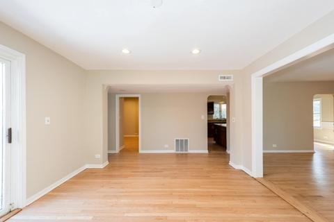 1111 Webster Ln, Des Plaines, IL 60016 photo 8
