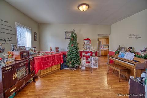 206 E James St, Dwight, IL 60420 photo 6