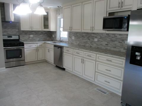 745 N Wolf Rd, Hillside, IL 60162 photo 4