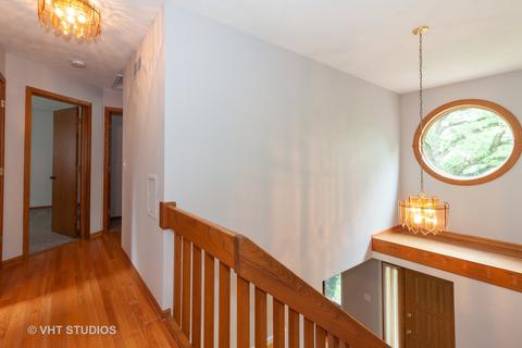 236 N Hickory Ave, Bartlett, IL 60103 photo 16