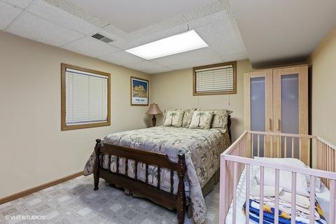 585 Shenandoah Trl, Elgin, IL 60123 photo 12