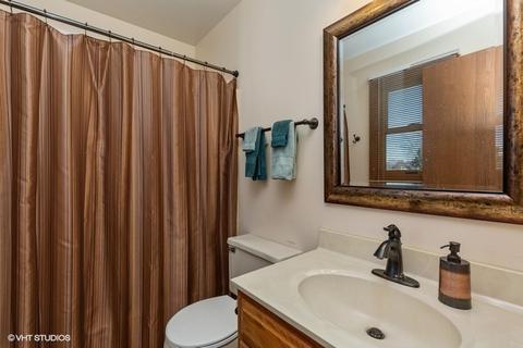 585 Shenandoah Trl, Elgin, IL 60123 photo 10